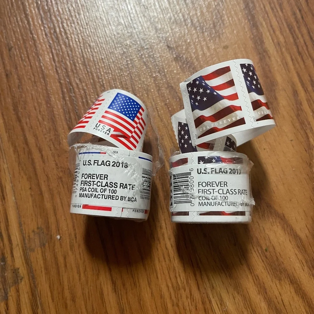 200 Forever Flag First Class Postage Stamps Sealed (2 rolls 100 each) BRAND NEW - Picture 1 of 2